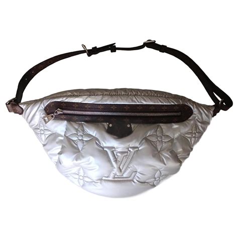 lv gürteltasche